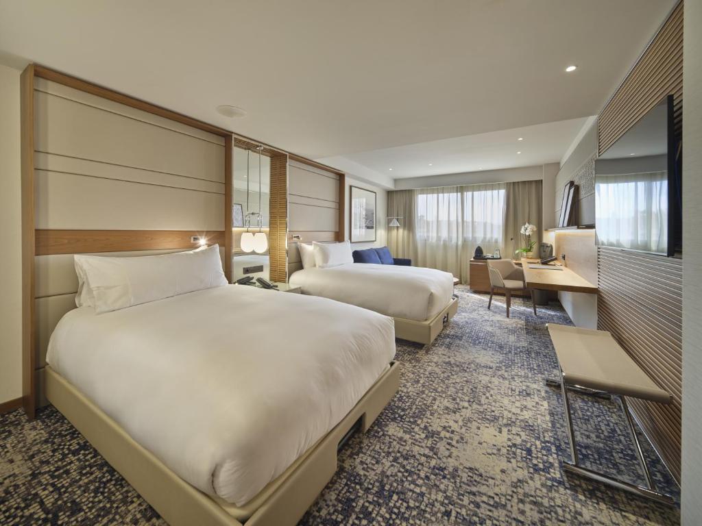 Кровать или кровати в номере InterContinental Barcelona by IHG