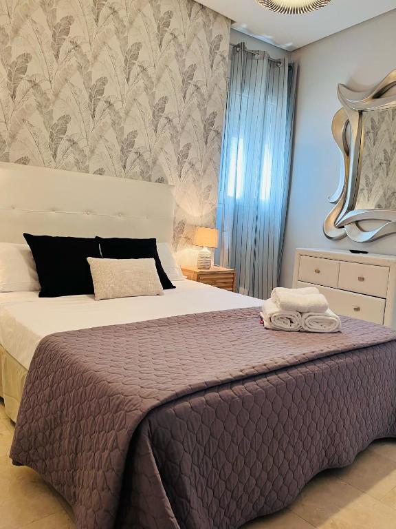 Travel Habitat Ático Calle Comedias, Valencia – Updated 2023 ...