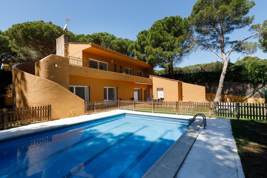 Bazén v ubytování Villa Familiar by La Costa Resort nebo v jeho okolí