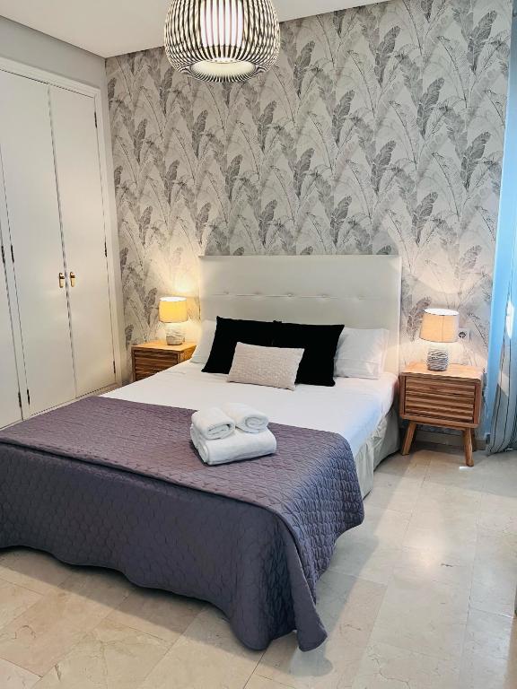 Travel Habitat Ático Calle Comedias, Valencia – Updated 2023 ...