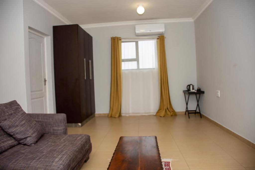 Vikamana Guest House - Suite