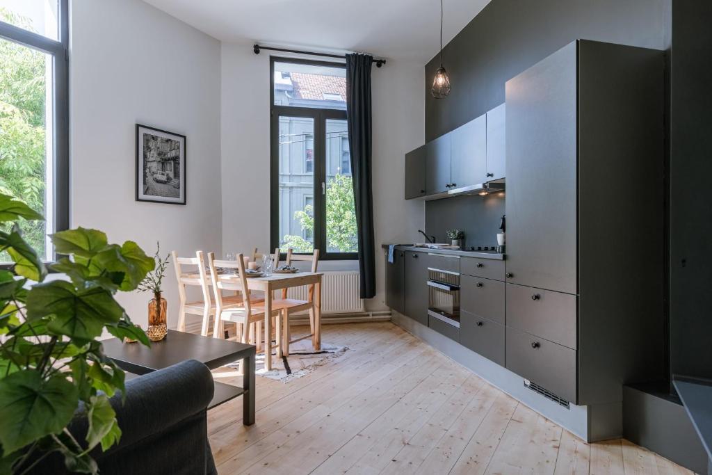 Modern apartment in the heart of Antwerp, Antwerp (updated prices 2024)