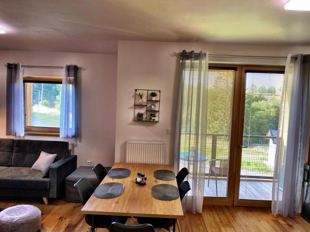 Posezení v ubytování Apartmán NatEmi u sjezdovky Filipovice