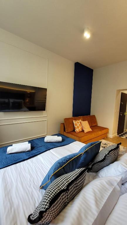 Movo II Old Town Apartments - 18