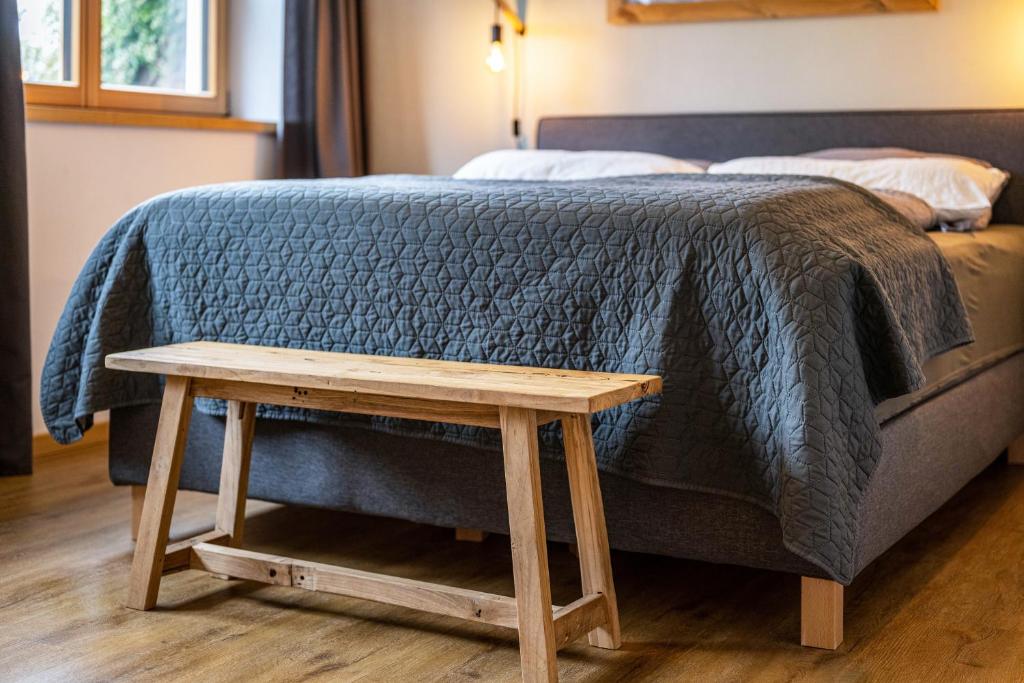 Łóżko lub łóżka w pokoju w obiekcie Valentin36 Apartment Raschötz
