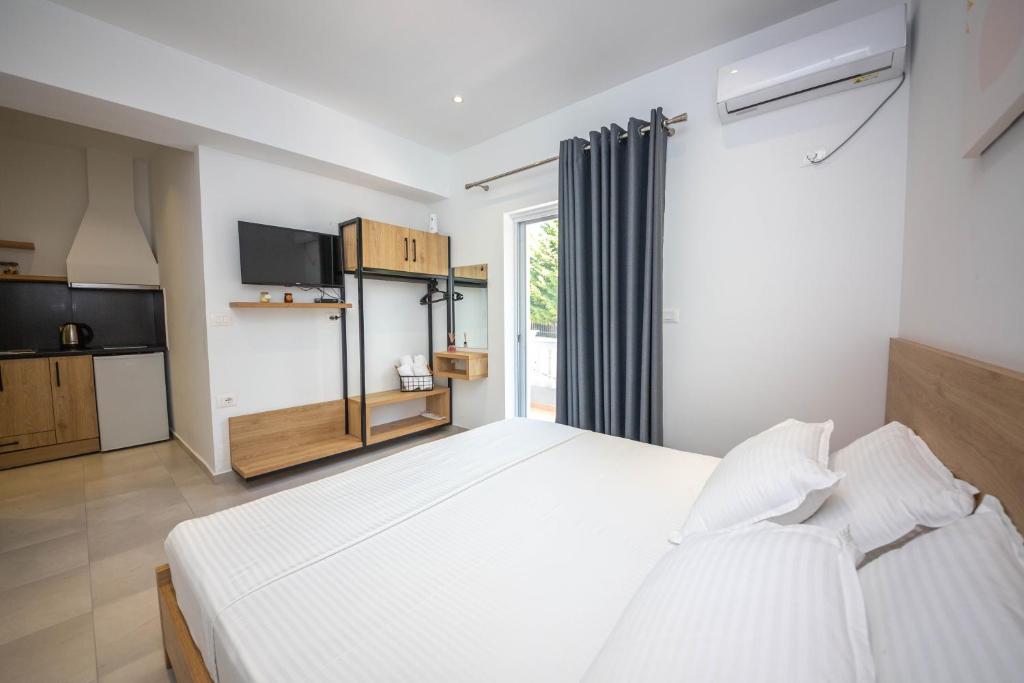 Saranda Rooms - Double Studio Standard Avec Balcon