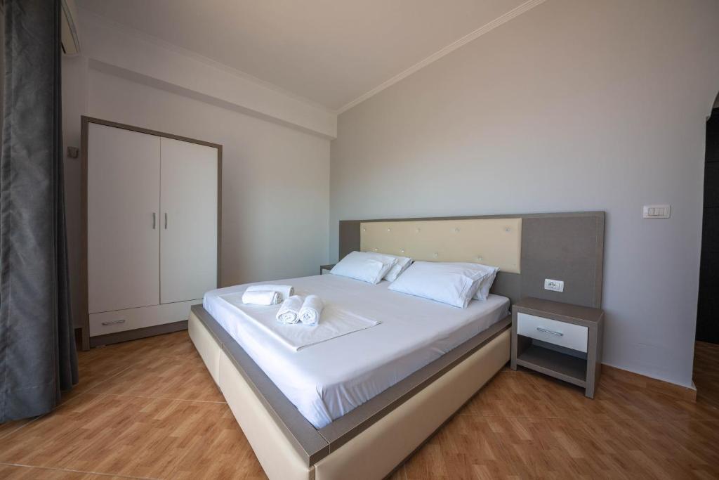 Saranda Rooms - Imazhi 12