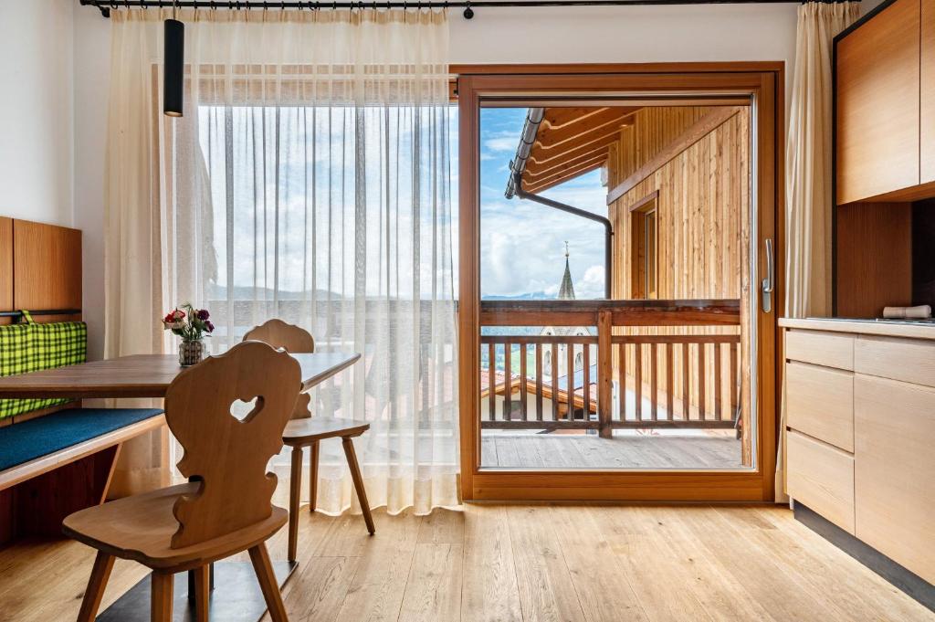 Haus Tirol Apt Lausbua