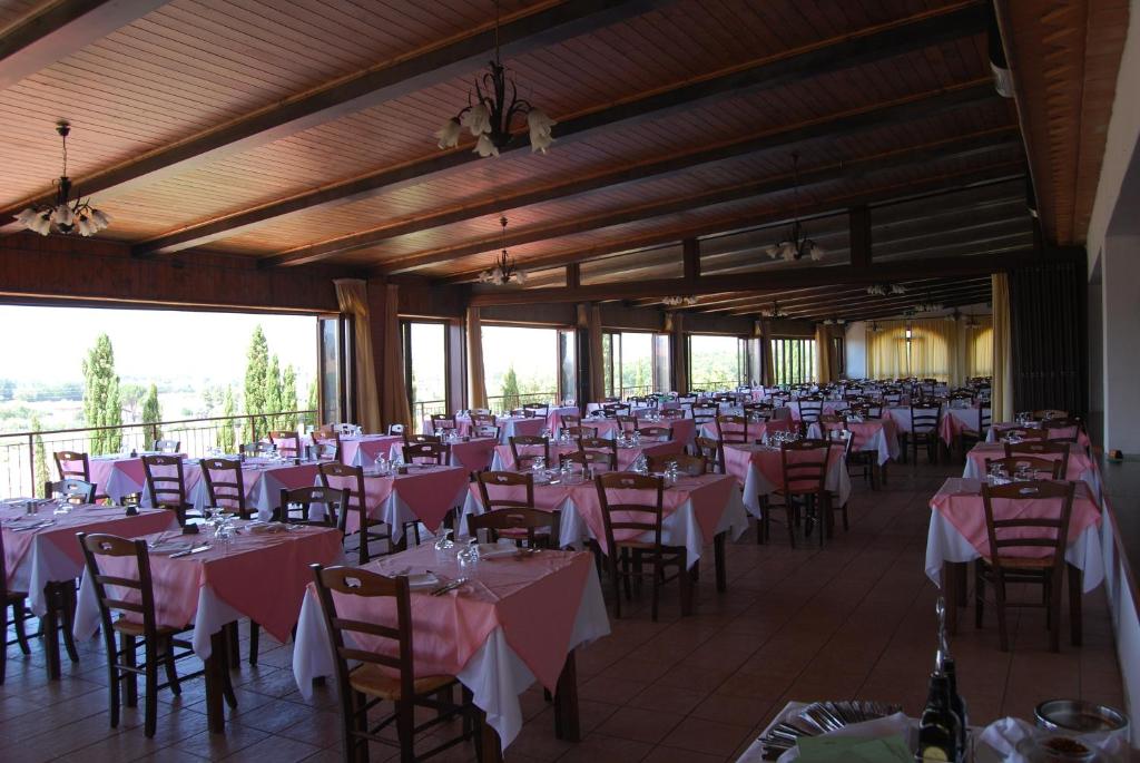 Restaurace v ubytování Hotel Fattoria Belvedere