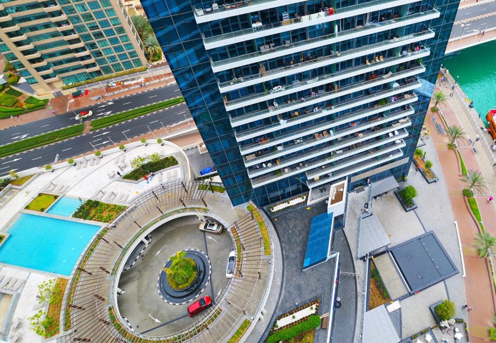 Letecký snímek ubytování Panoramic Luxe 1BR with Breathtaking Views at Dubai Marina Near JBR - Silverene Towers