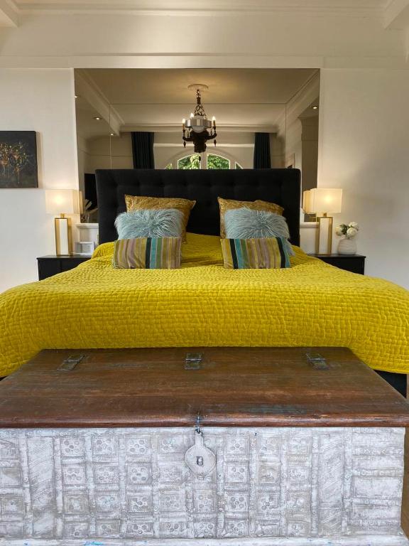 Villa Fresquet - Deluxe King Room