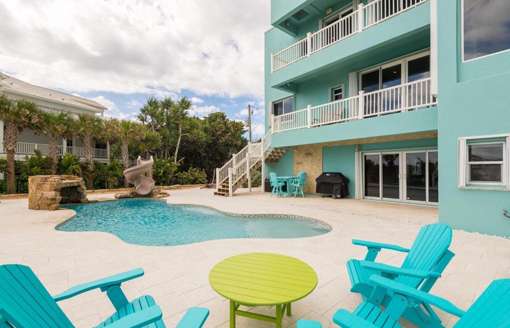 Melbourne Beach Oceanfront Villa with Pool, Melbourne Beach (updated