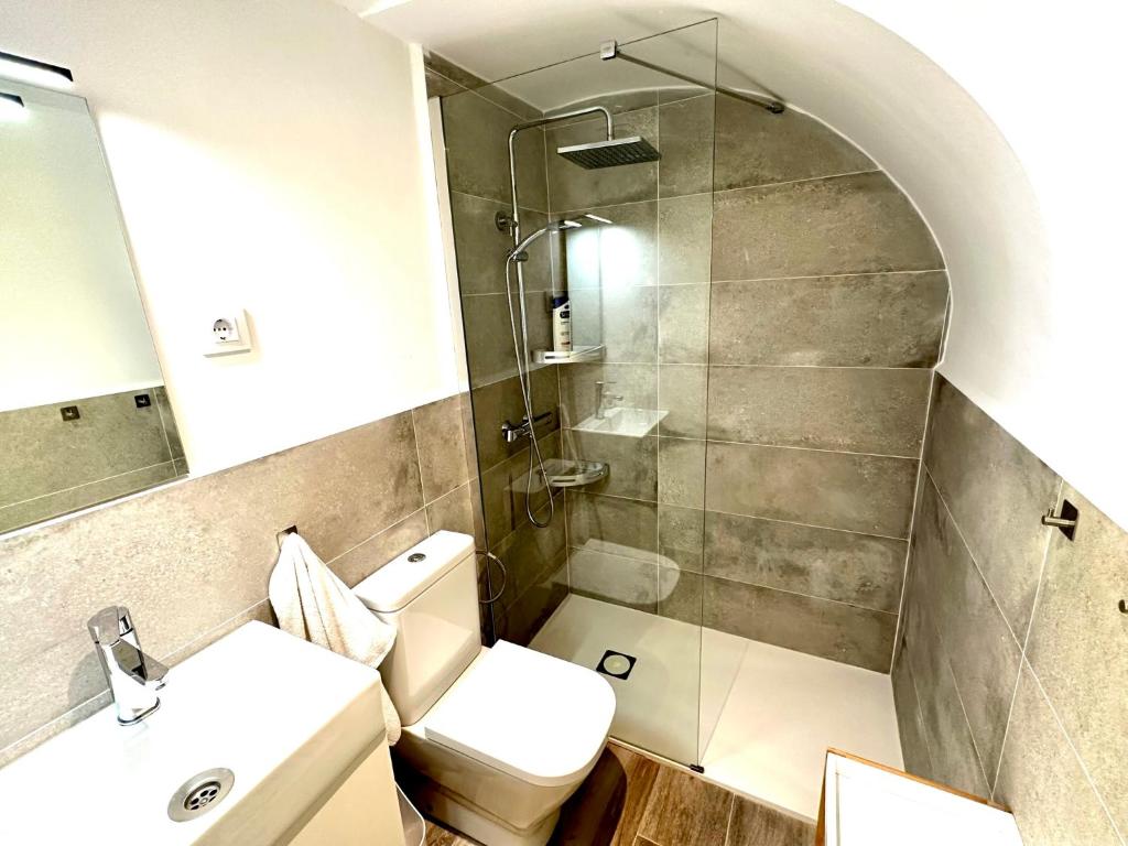 Fotografia z galérie ubytovania Lovely Apartment in Sagaró Center with Garden, AACC & WI-FI - Couples & Small Families v destinácii S'Agaro