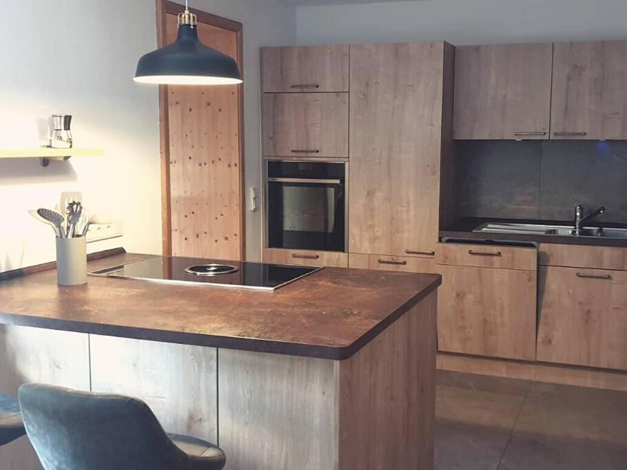 Kuchyň nebo kuchyňský kout v ubytování Oma Lina Haus - 4 SZ 2 Bäder großer Garten und Infrarot-Sauna