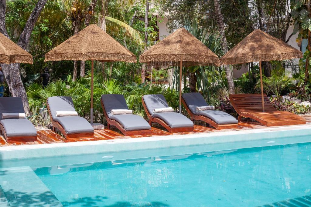 Бассейн в Prana Boutique Hotel Tulum или поблизости
