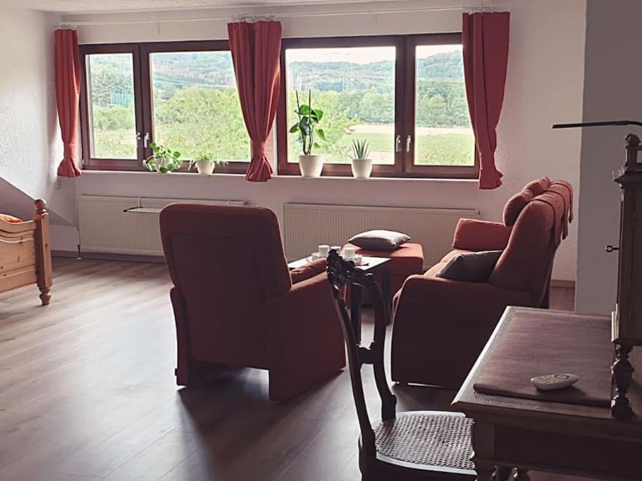 Posezení v ubytování Oma Lina Haus - 4 SZ 2 Bäder großer Garten und Infrarot-Sauna
