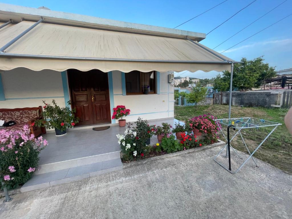 Foto dalla galleria di Elsa Apartment a Ksamil