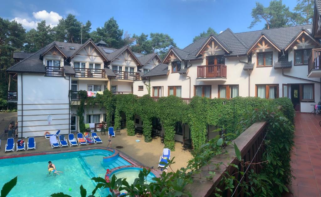 Bazén v ubytování OW LeśnyDwór nebo v jeho okolí
