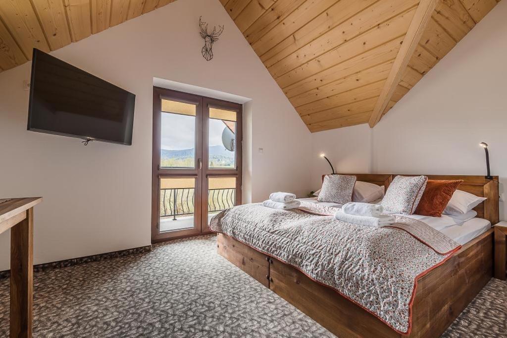 Smerek 119- Baza Przy Szlaku - 8