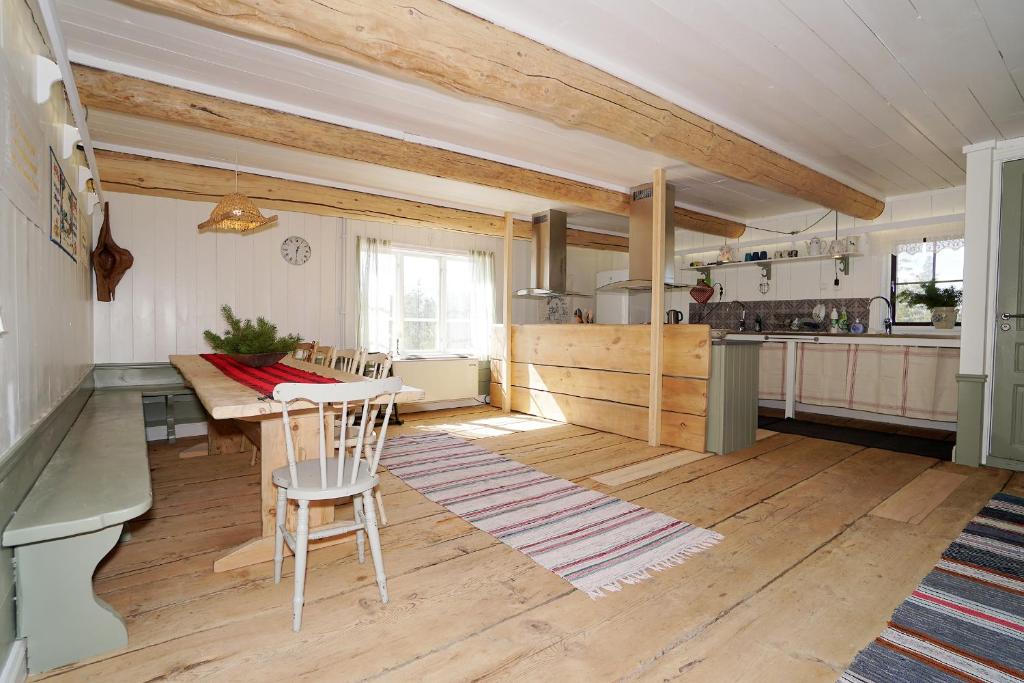 Kuchyň nebo kuchyňský kout v ubytování Mittjas Vallen Timber Lodge & Cabins