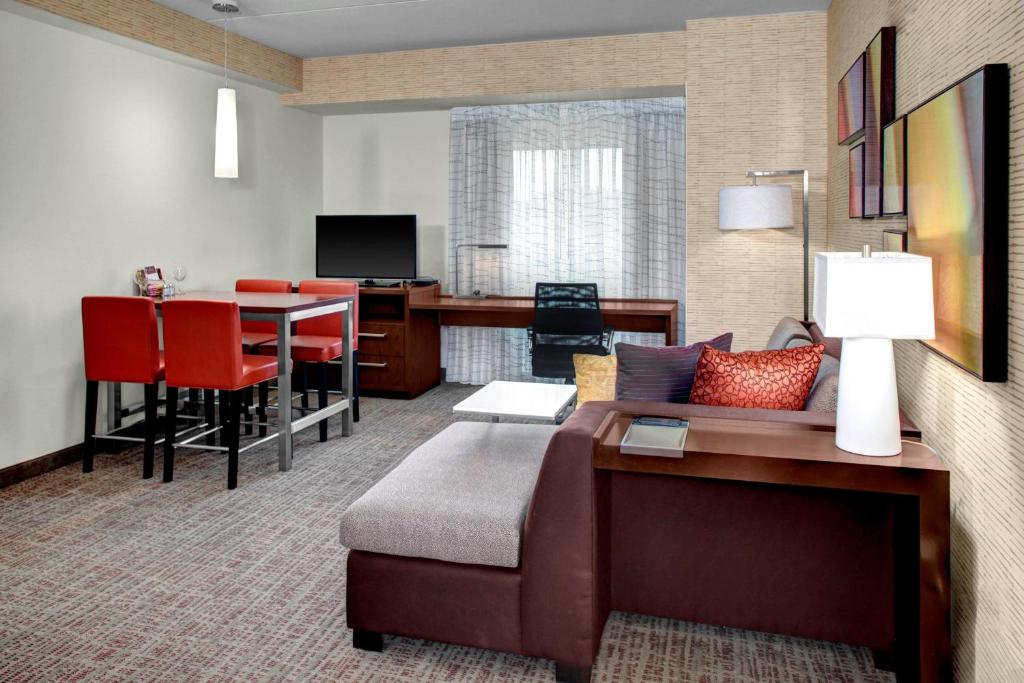 Residence Inn by Marriott Philadelphia Airport photo