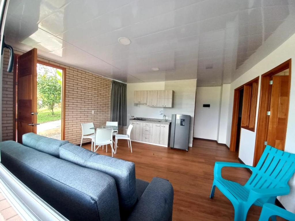 Cucuate Hospedaje - Apartment With Garden View