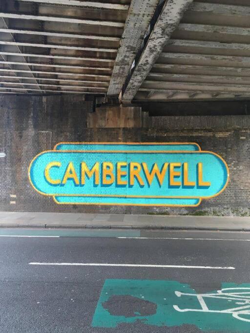 2 Bedroom Flat in Camberwell Green - Central Location with excellent connections to tourist attractions and main London airports photo