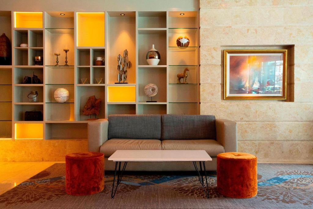 Posezení v ubytování Sheraton Athlone Hotel