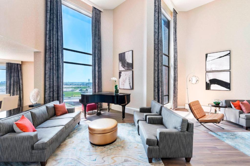 The Westin Toronto Airport