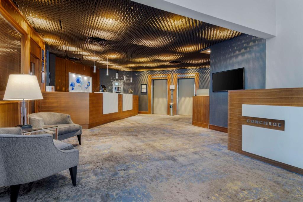 Best Western Premier Chateau Granville Hotel & Suites & Conference Centre - Resim 11