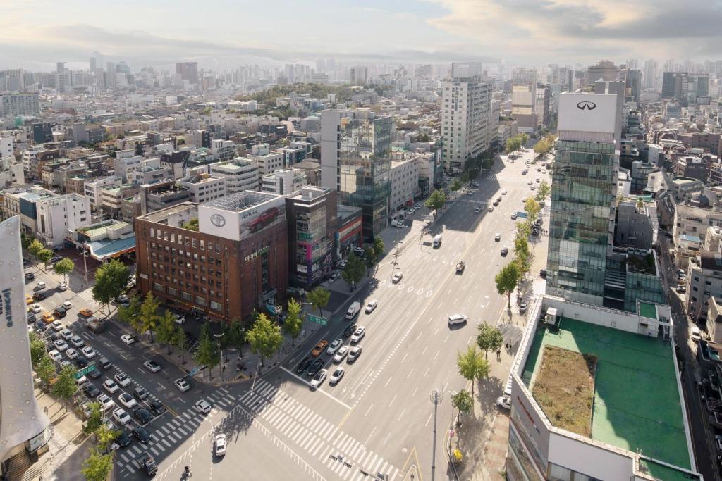Four Points by Sheraton Seoul Gangnam - Hollywood King Kamer Met Uitzicht Op De Stad