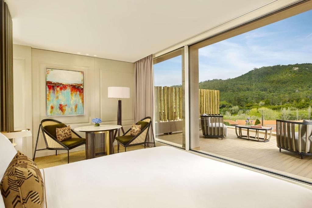 Uma vista da montanha tirada do hotel 