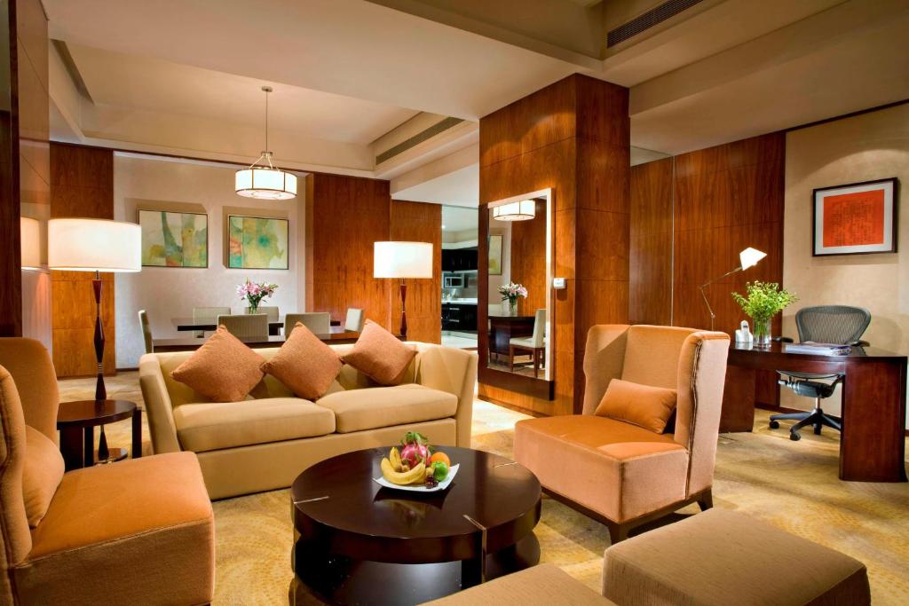 Posezení v ubytování Sheraton Grand Shanghai Pudong Hotel & Residences
