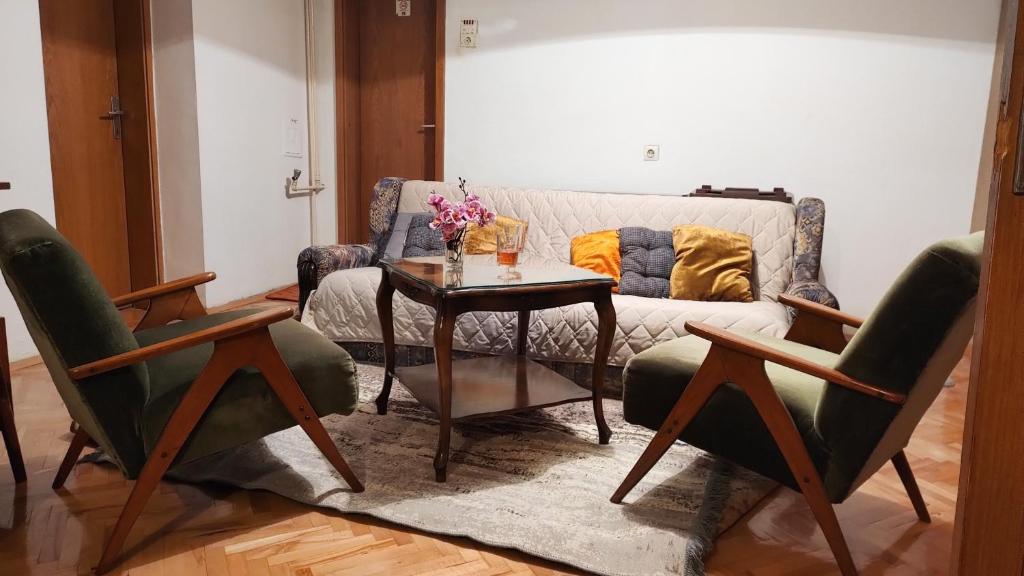 Digital nomad apartment Skopje, Skopje Updated 2023 Prices
