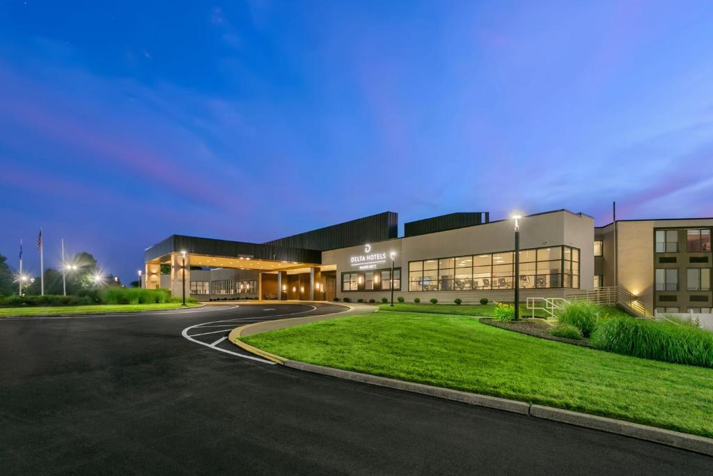 Delta Hotels by Marriott Allentown Lehigh Valley - Housity