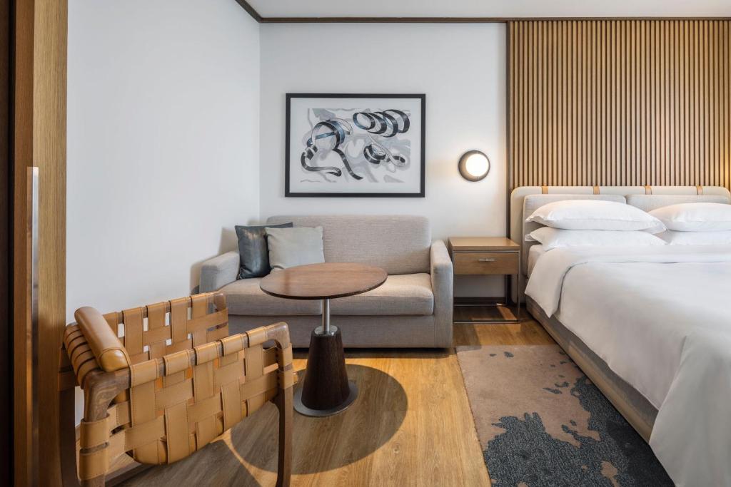 Sheraton Grand Tel Aviv - Quarto Queen Deluxe Com Varanda - Beira-mar