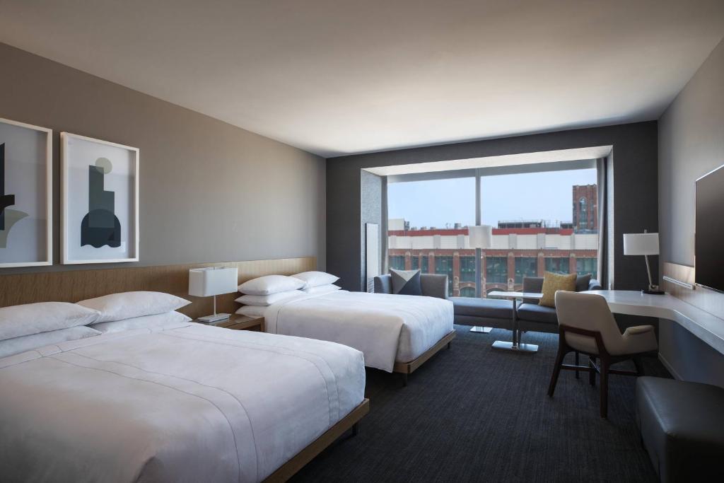 Marriott Marquis Chicago - Queen Room Met Twee Queensize Bedden - Uitzicht Op De Skyline