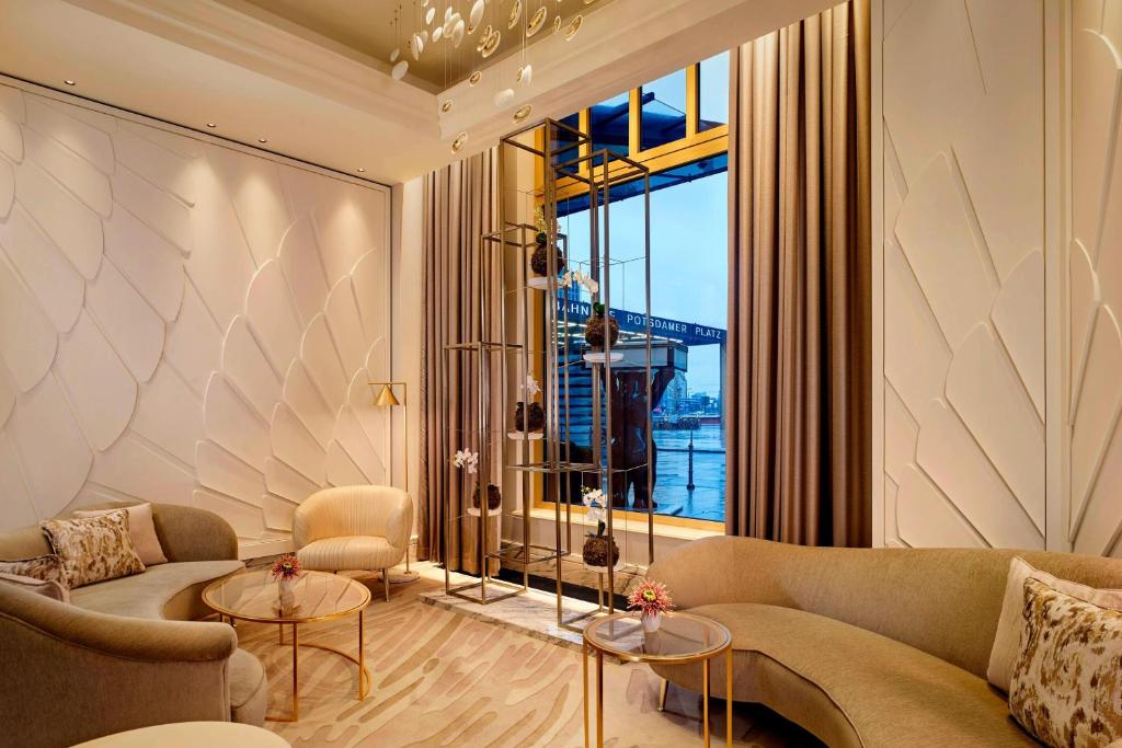 The Ritz-Carlton, Berlin - Resim 29