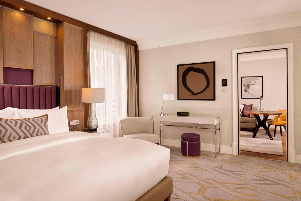 The Ritz-Carlton, Berlin - Resim 42