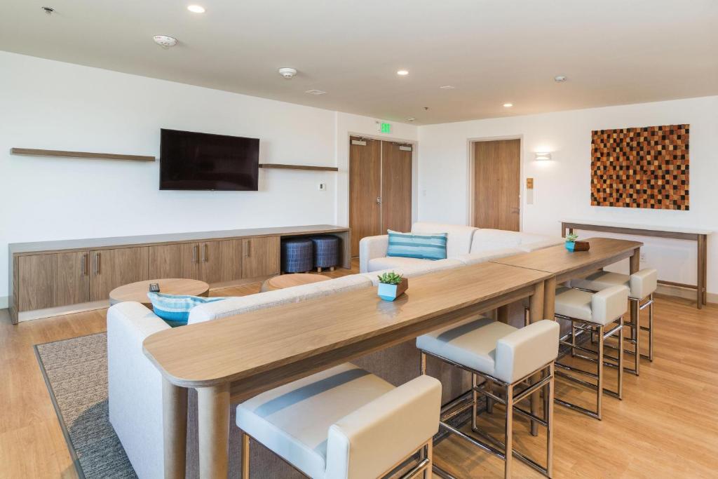 Element by Marriott Denver International Airport photo