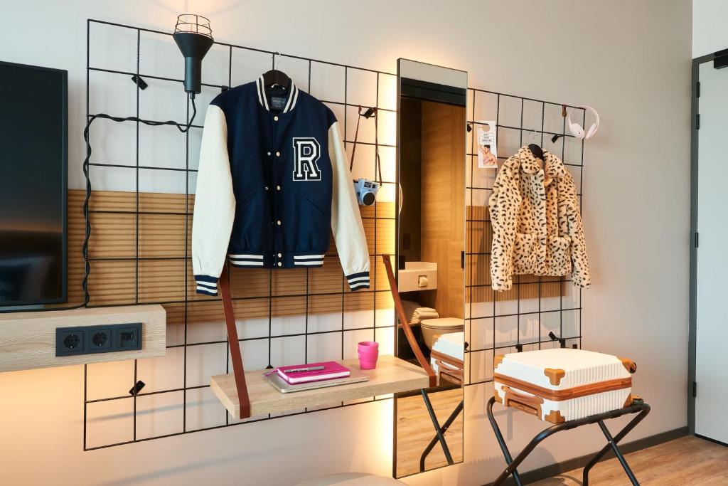 Moxy Amsterdam Schiphol Airport - Resim 24