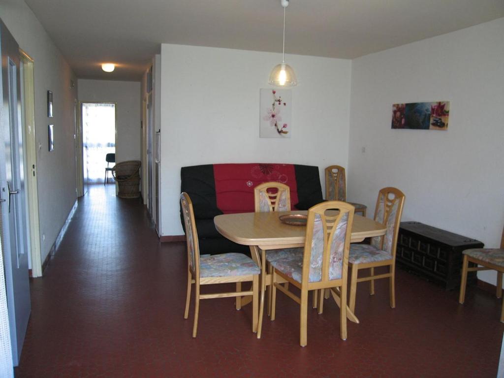 Grand T3 à Saint-Cyprien, 2 Chambres, Plage à 400m, Animaux admis - FR-1-106-99