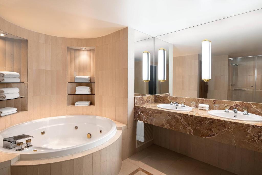 Sydney Harbour Marriott Hotel at Circular Quay - Resim 34