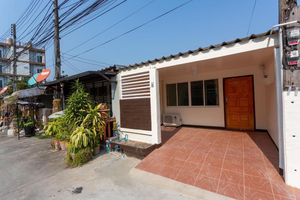 Studio townhouse near Airport and old town Chiang Mai - 标准工作室