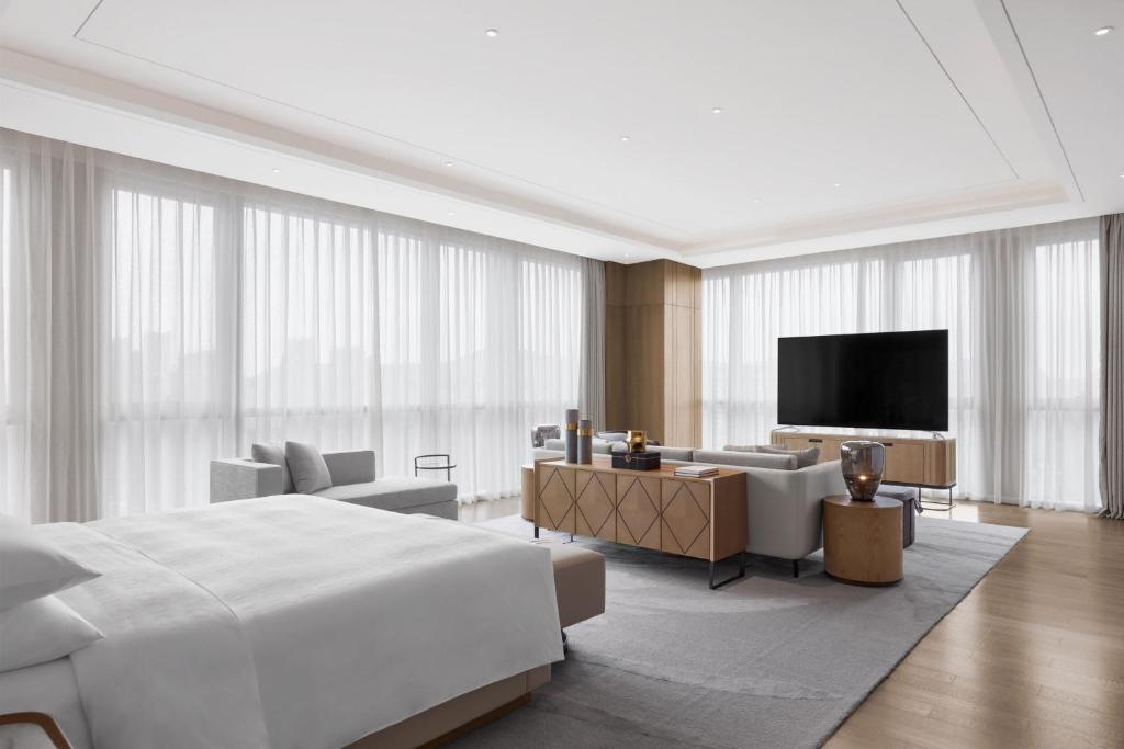 TV a/nebo společenská místnost v ubytování Sheraton Fuqing Hotel