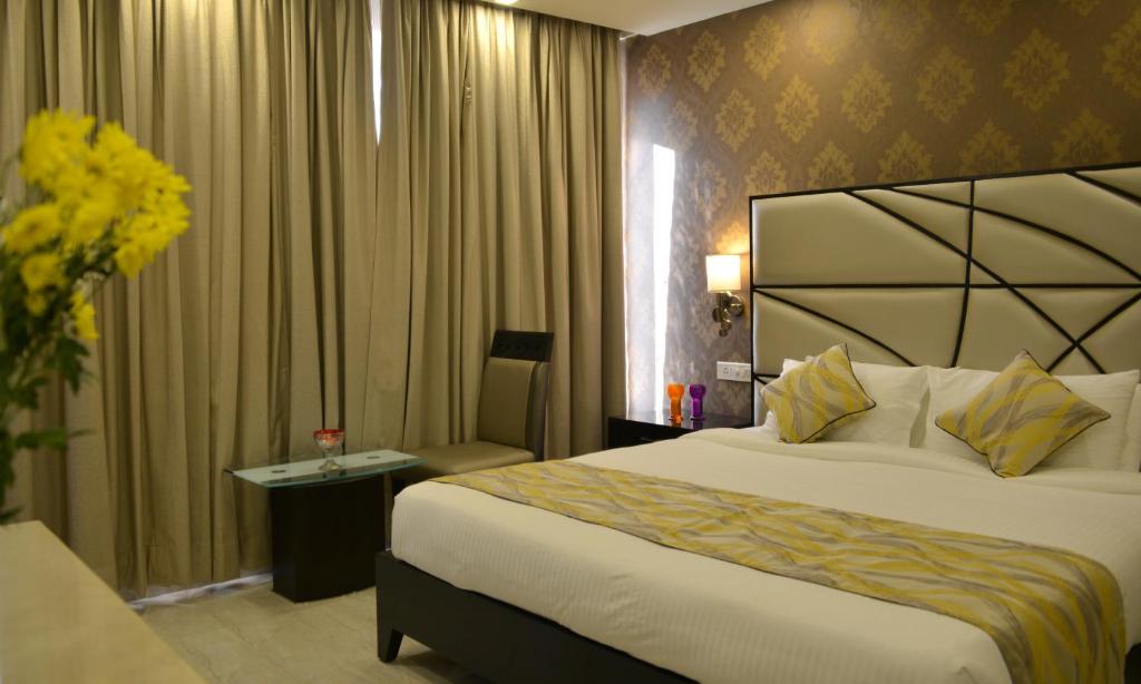 Orabella Villas & Suites - King Suite With Pool View
