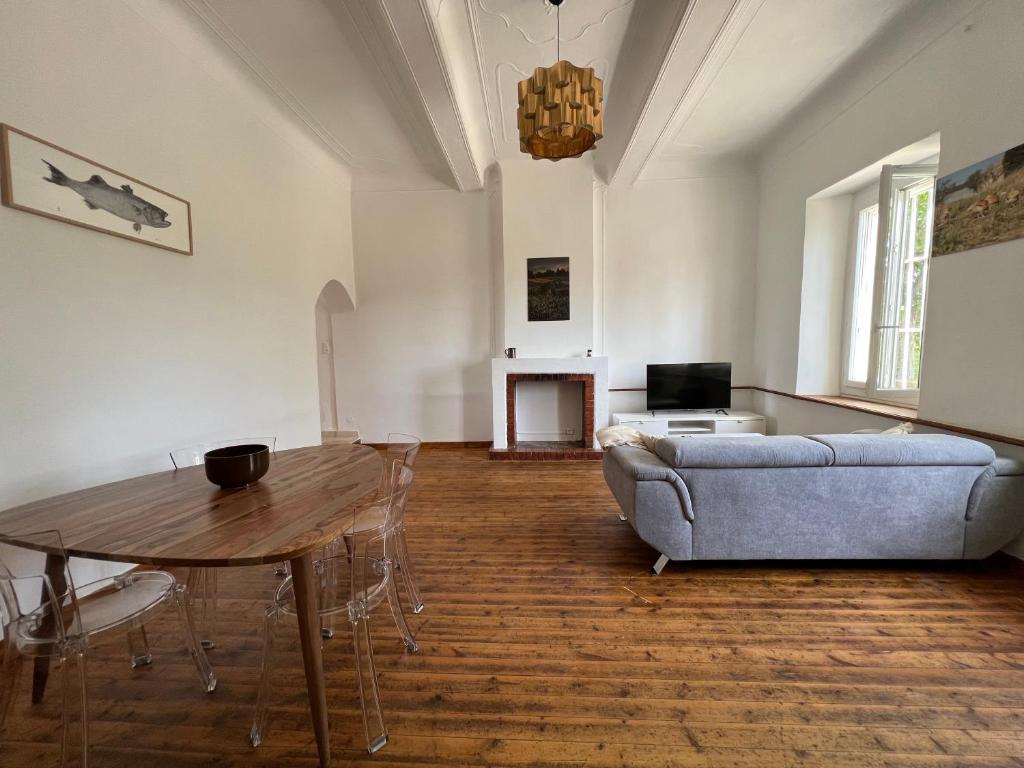 Posedenie v ubytovaní Appartements à la ferme