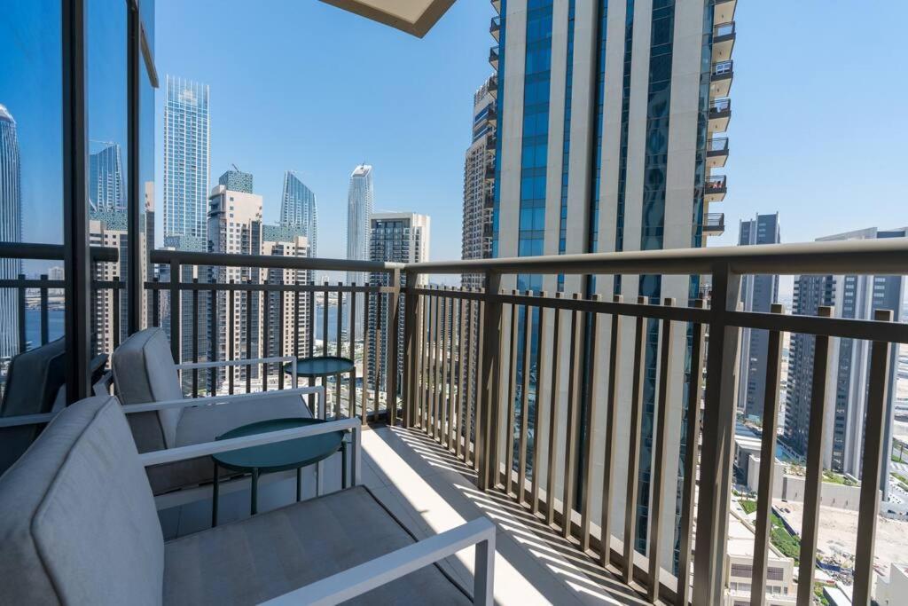 Balkón nebo terasa v ubytování Luxury 2bedroom Dubai Creek Balcony & Views