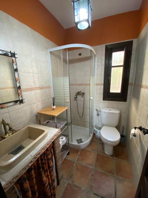 Kúpeľňa v ubytovaní Cortijo Peña Blanca