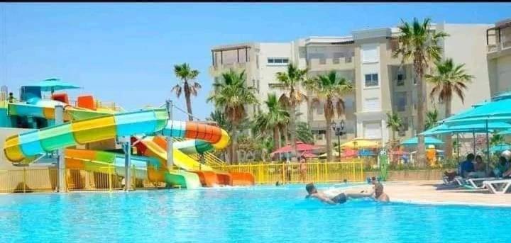 Bazén v ubytování Palm lake resort Folla Monastir nebo v jeho okolí